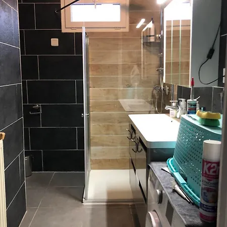 Maison De Meublee 60m2 *
