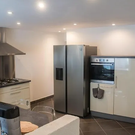 Maison De Meublee 60m2 Apartment *