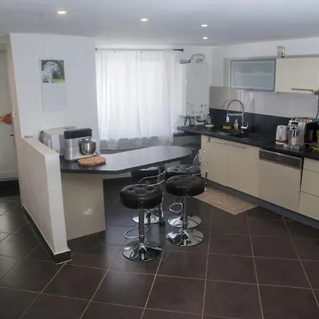 Maison De Meublee 60m2